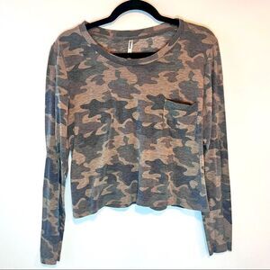 Tresics Camo Army Long Sleeve Cropped Shirt